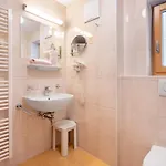 Rosa-10 By Interhome *
